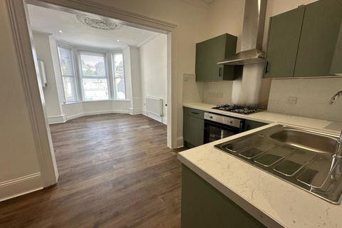 Studio to rent, Lipson Road/Alexandra Road Plymouth:  Large self contained studio flat for single person