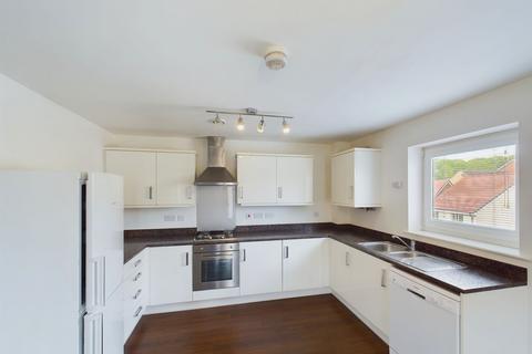 2 bedroom flat to rent, Santa Cruz Avenue, Bletchley, MK3