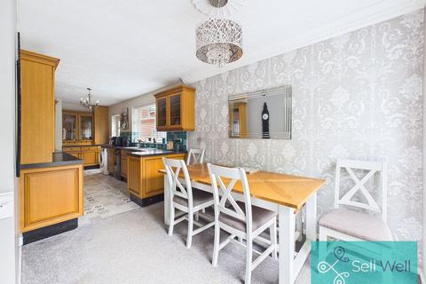 3 bedroom detached bungalow for sale, Parr Fold Avenue, Manchester M28