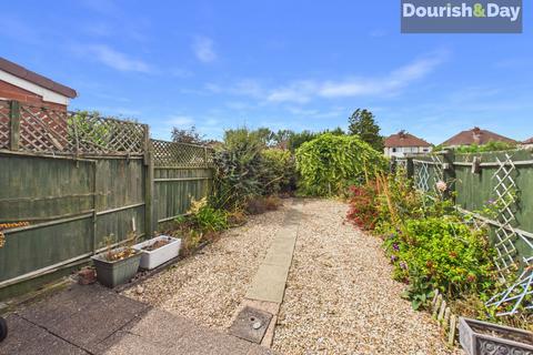 3 bedroom semi-detached house for sale, Oxford Gardens, Stafford ST16