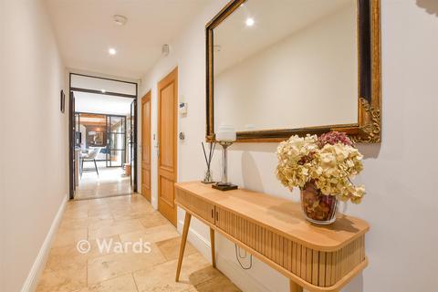 4 bedroom chalet for sale, Ulcombe, Maidstone ME17