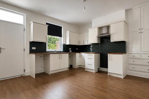 2 bedroom house to rent, Lorna Road, Mexborough, Doncaster