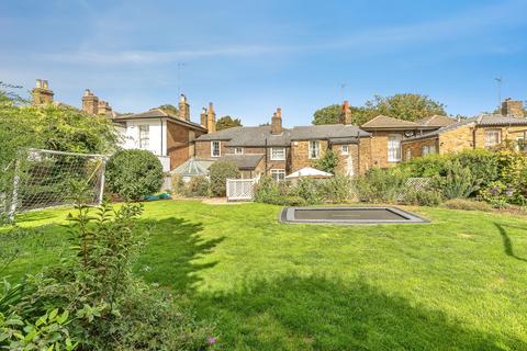 5 bedroom detached house for sale, Medway Road, Brompton, Gillingham