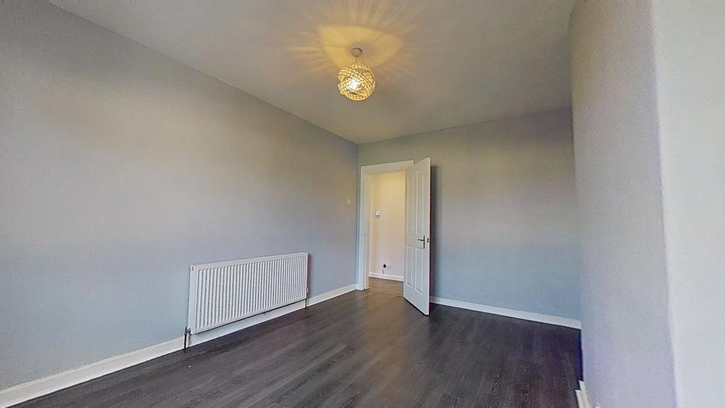 Apartment in Paisley, Lochfield - View 5