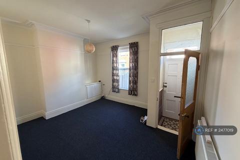 2 bedroom terraced house to rent, Roman Road, Preston, PR1