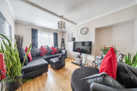 3 bedroom semi-detached house for sale, Chaucer Green, Croydon, CR0