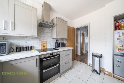 3 bedroom semi-detached house for sale, Chaucer Green, Croydon, CR0