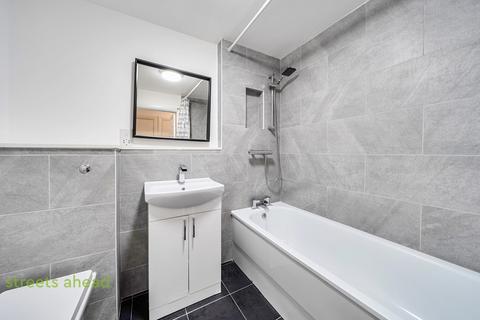 1 bedroom apartment for sale, Selhurst Road, London, SE25