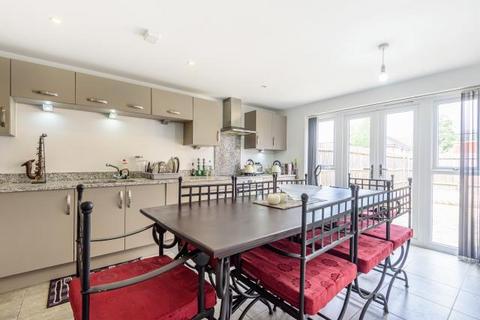 5 bedroom semi-detached house for sale, Wyeth Close, Taplow, Maidenhead