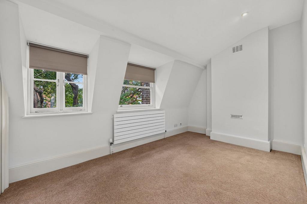 Apartment in London - View 3