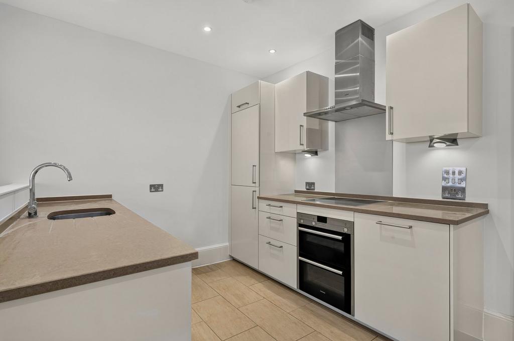 Apartment in London - View 4