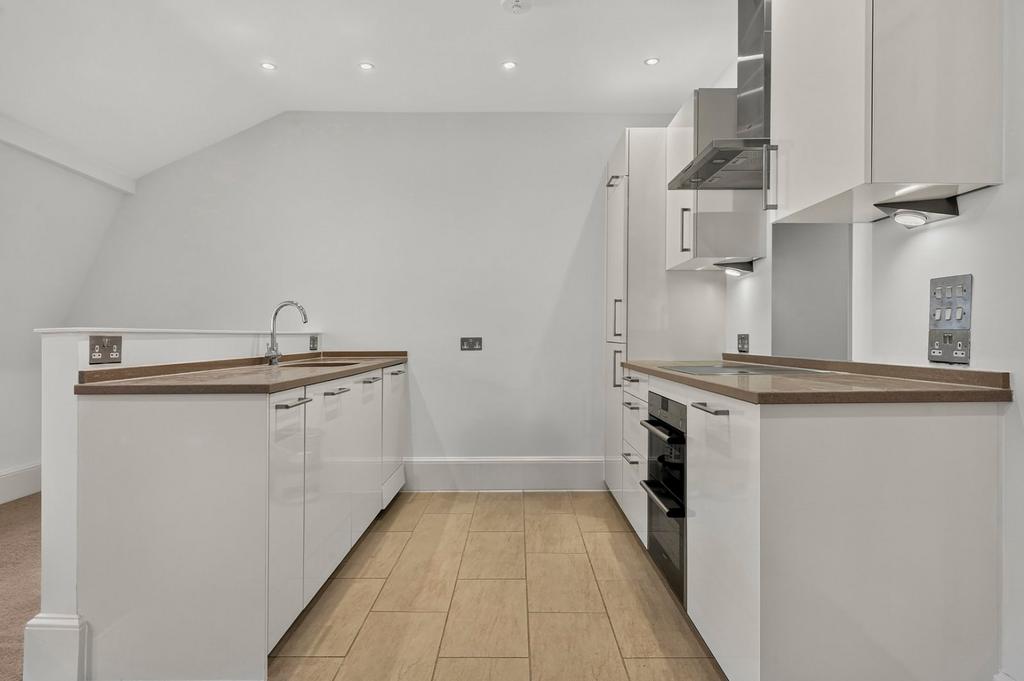 Apartment in London - View 5