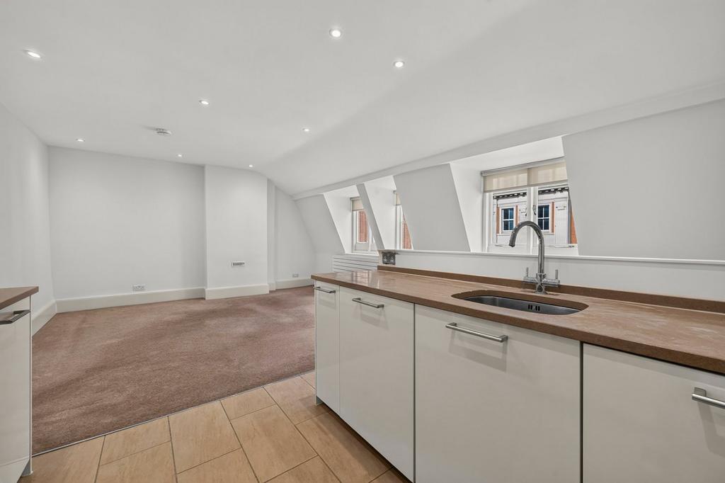 Apartment in London - More