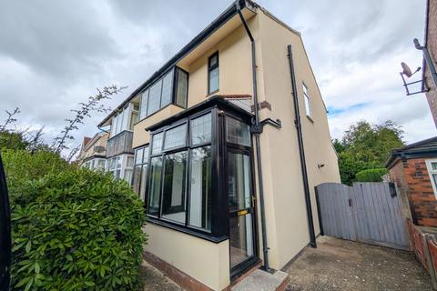 1 bedroom in a house share to rent, Bromwich Street, Bolton, BL2