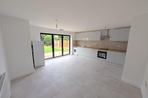 1 bedroom in a house share to rent, Bromwich Street, Bolton, BL2