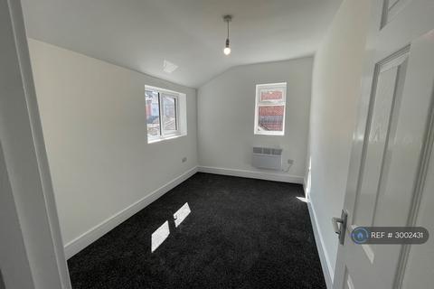 2 bedroom flat to rent, Parliament Road, Middlesbrough, TS1