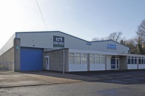 Warehouse to rent, Bromsgrove Rd Halesowen B63 3XB