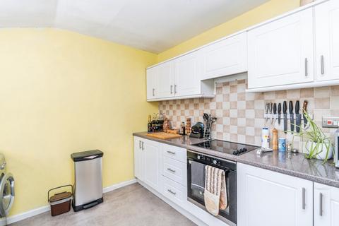 2 bedroom maisonette for sale, Spring Road, Southampton, Hampshire, SO19