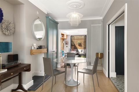 4 bedroom terraced house for sale, Atherton Street, London, SW11