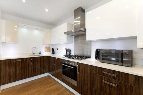 2 bedroom flat to rent, Heath Road, Twickenham, TW1
