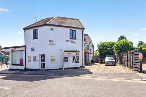 2 bedroom maisonette for sale, High Street, Sunninghill, Ascot, Berkshire, SL5