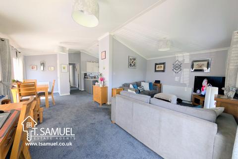 2 bedroom bungalow for sale, Pleasant View Park, Trecynon, Aberdare