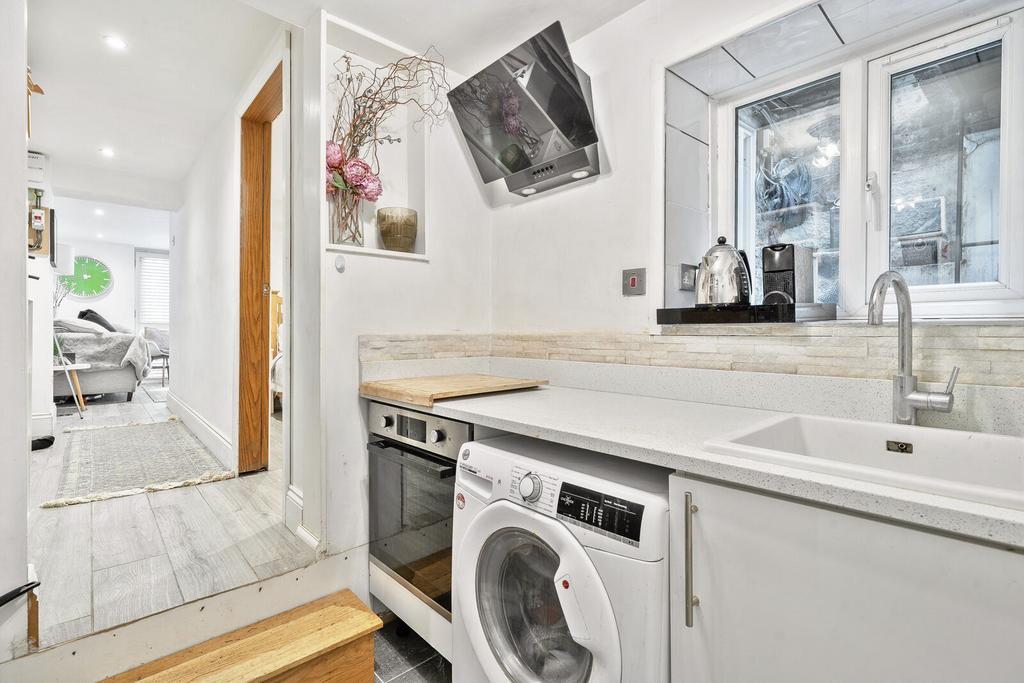 Utility room, utility