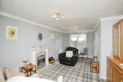 2 bedroom apartment for sale, Curie Close, RUGBY