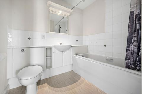 1 bedroom flat for sale, Palmyra Square North, Warrington, WA1