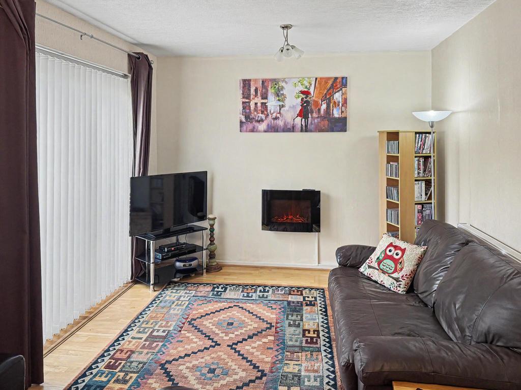 House in Birmingham, New Frankley in Birmingham - View 5
