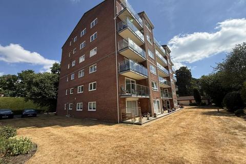 2 bedroom apartment for sale, The Avenue, Poole, Dorset, BH13 6AG