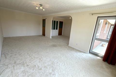 2 bedroom apartment for sale, The Avenue, Poole, Dorset, BH13 6AG