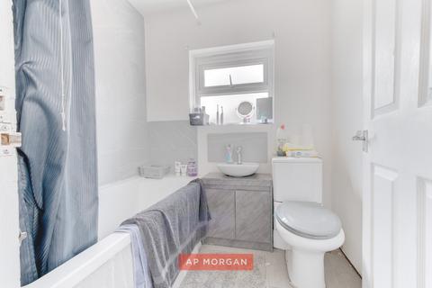 3 bedroom end of terrace house for sale, Sunningdale Road, Birmingham B11