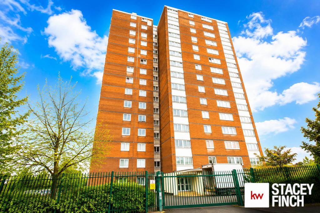 Highclere Avenue, Salford, M7