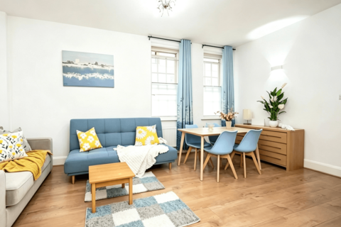 2 bedroom flat to rent, Wesley House, 5 Little Britain, EC1A