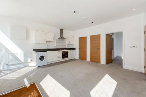 1 bedroom flat for sale, Station Road, Petersfield, Hampshire