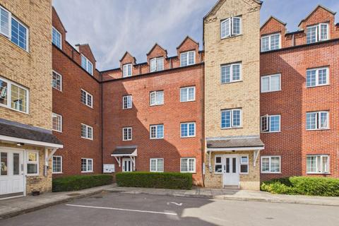 2 bedroom flat for sale, Masters House, Scholars Way, Bridlington, YO16 4HR