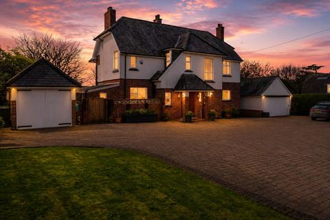 5 bedroom detached house for sale, Bickington, Barnstaple, EX31