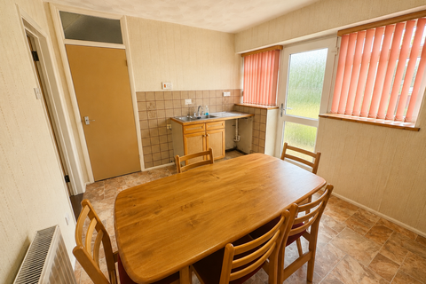 2 bedroom semi-detached house for sale, Queensway, Soham