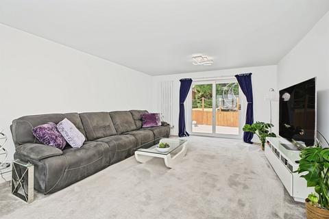 4 bedroom detached bungalow for sale, Berrydale, Northampton