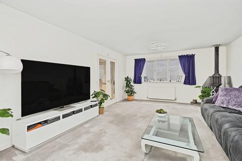 4 bedroom detached bungalow for sale, Berrydale, Northampton