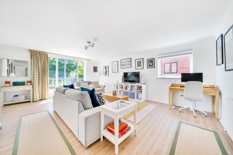 2 bedroom flat for sale, Albemarle Road, Beckenham, BR3