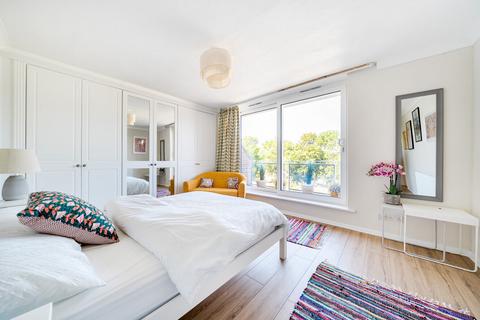 2 bedroom flat for sale, Albemarle Road, Beckenham, BR3