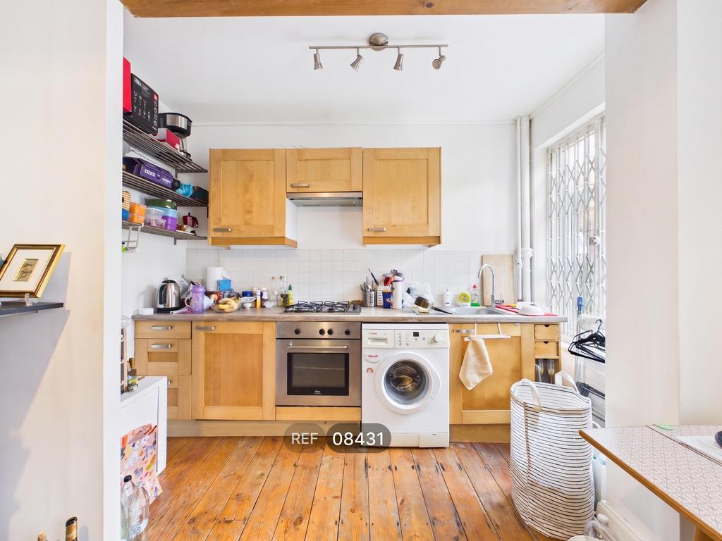 Apartment in London - View 3