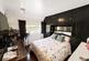 Clare Crescent, Leatherhead, KT22 photo 4