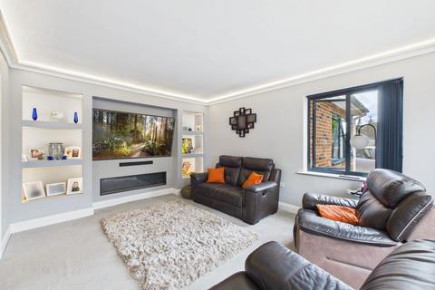 3 bedroom detached bungalow for sale, The Paddocks, Broadstairs, CT10