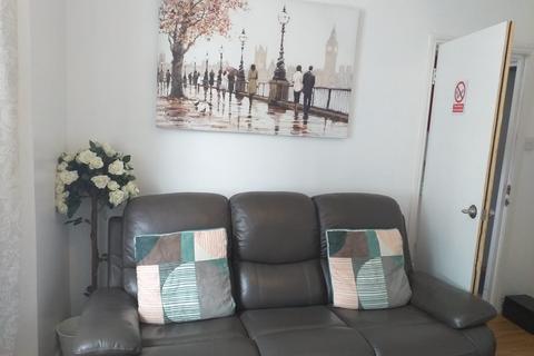 1 bedroom apartment to rent, Holmewood Road, London SE25