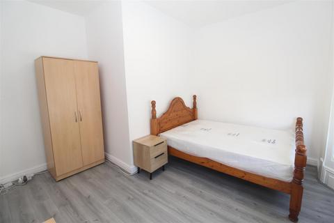 1 bedroom house to rent, Colum Road, Cardiff CF10