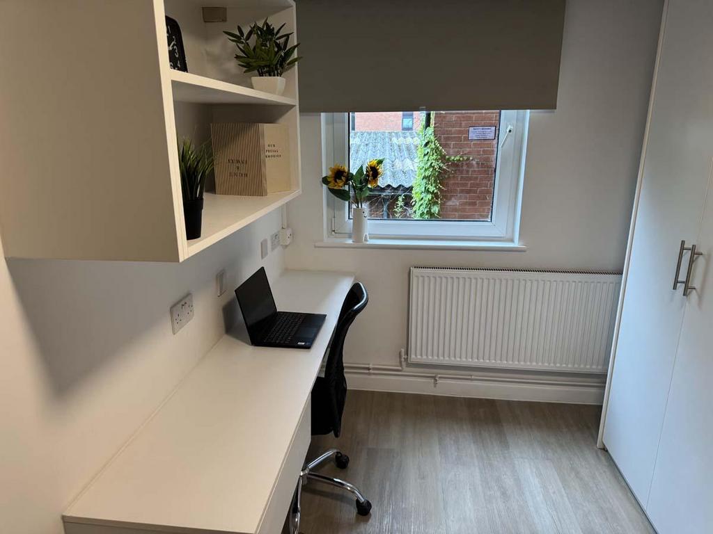 House in Leicester - More
