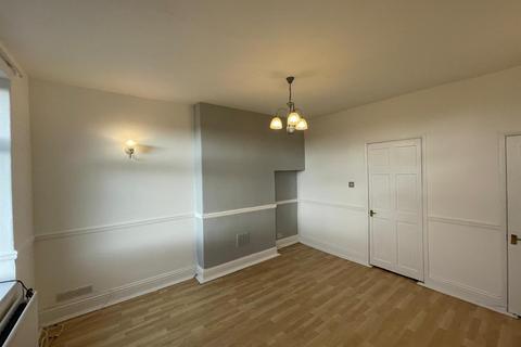 2 bedroom terraced house to rent, Fullerton Place, Gateshead